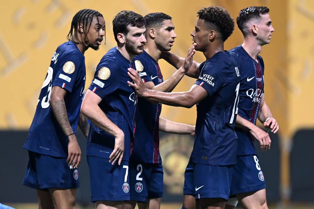 问鼎娱乐app下载包含欧冠赛前再迎强敌；巴黎圣日耳曼官宣签约；主帅态度：更衣室稳定；控场能力受关注的词条