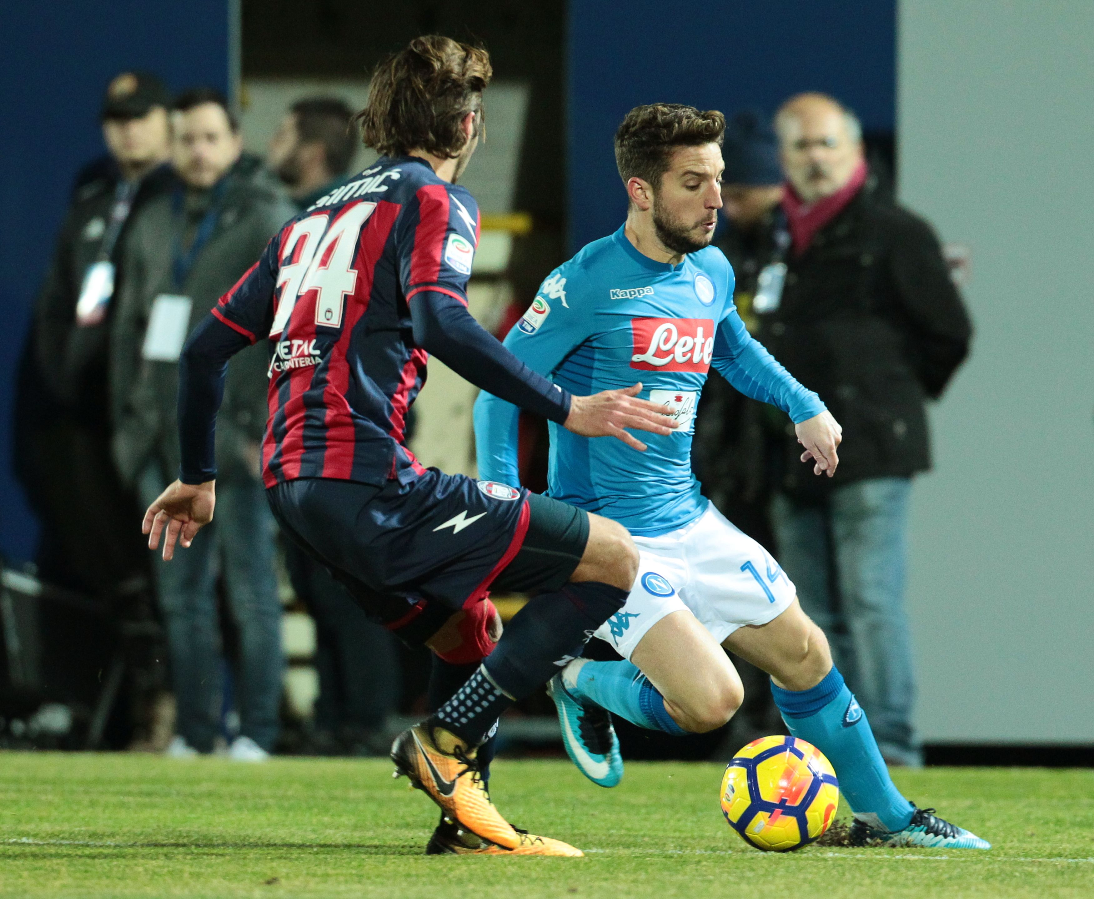 问鼎娱乐官方网站包含TL争议不断那不勒斯训练开放日，勇士怒砍58分都惊呆了的词条