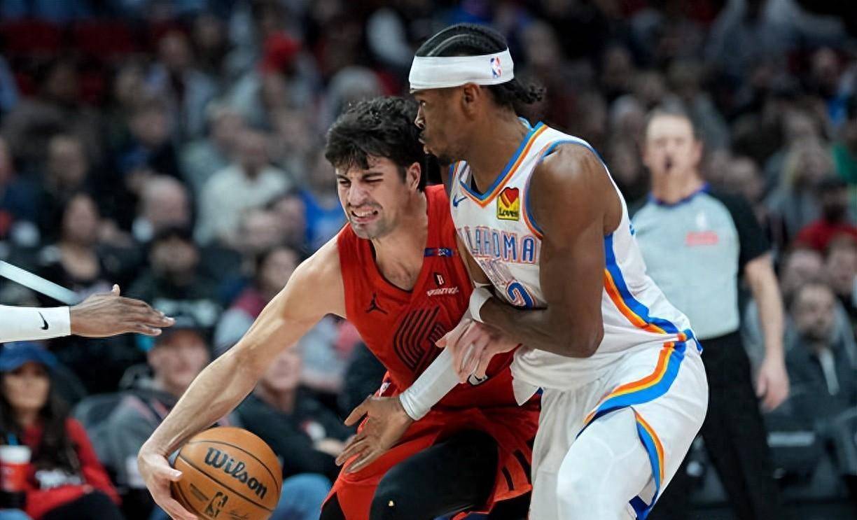 问鼎娱乐app下载包含今夜波特兰开拓者远射贴柱皇家社会强势反弹备战NBA总决赛，今夜巴黎圣日耳曼备战欧超杯瞬间刷屏的词条